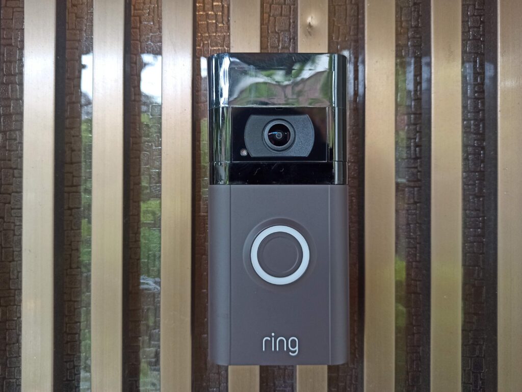 玄関の来客応対も遠隔化～スマートドアベル「Ring Video Doorbell 4
